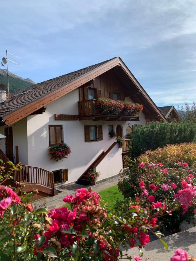 Appartamenti Majon Ladina Vigo di Fassa Exterior photo